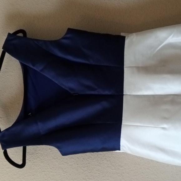 Kay Under Gown - Picture 8 of 13